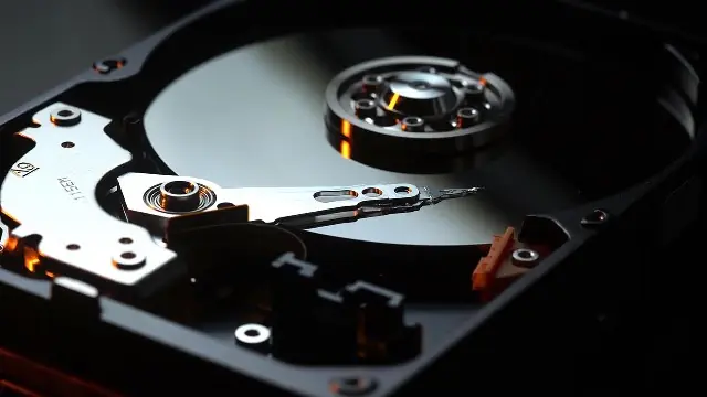 تحقیق در مورد هارد دیسک Hard Disk